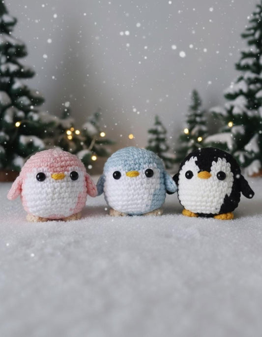 Handmade Crochet Penguin Keychain, Cute Amigurumi Penguin Keyring, Penguin Couple Gift, Kawaii Bag Charm, Handmade Small Crochet Toy
