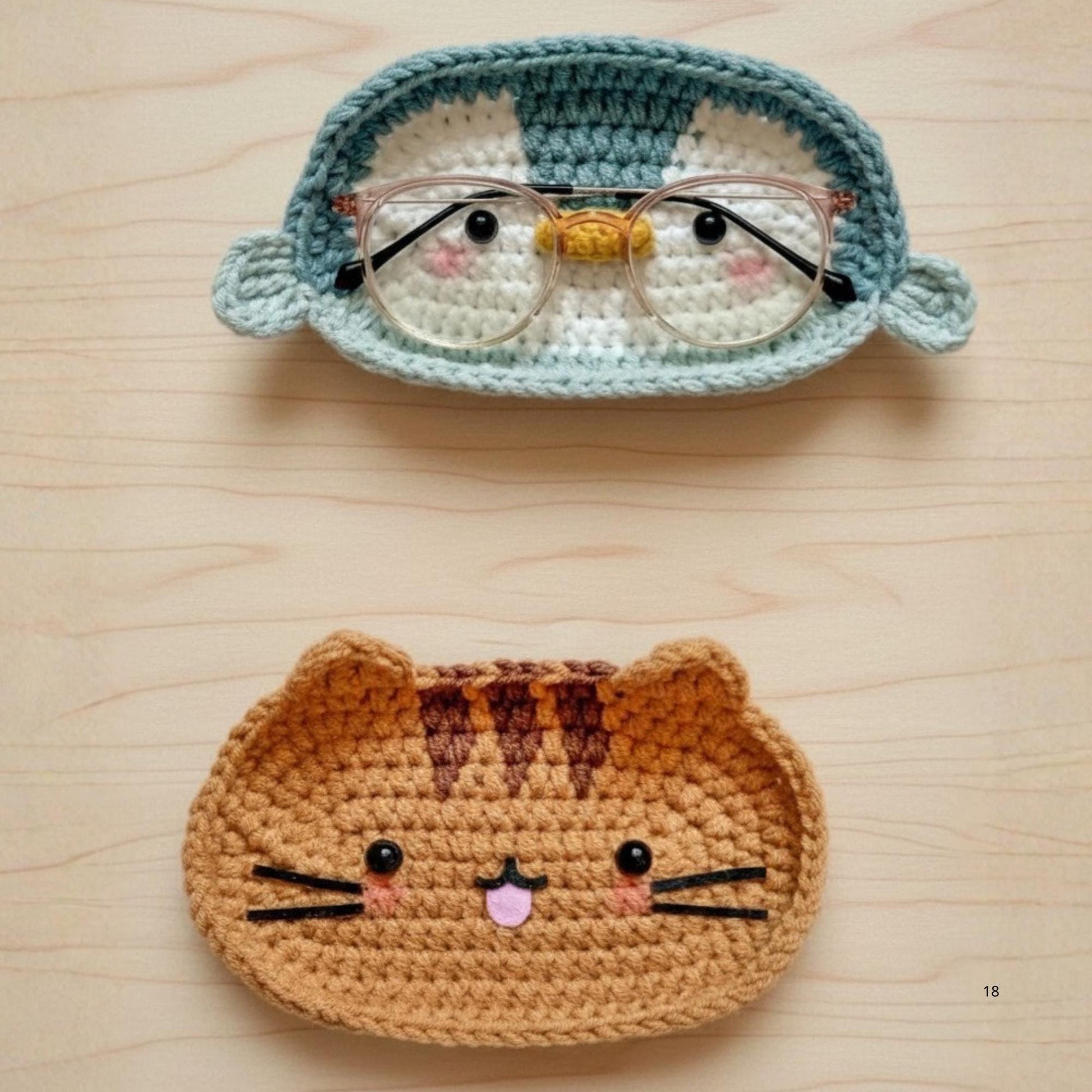 Handmade Crochet Animal Glasses Holder - Finished Product, Cute Eyeglass Holder, Eyeglass Holder Crochet, Desk Accessory Gift, Glasses Stand