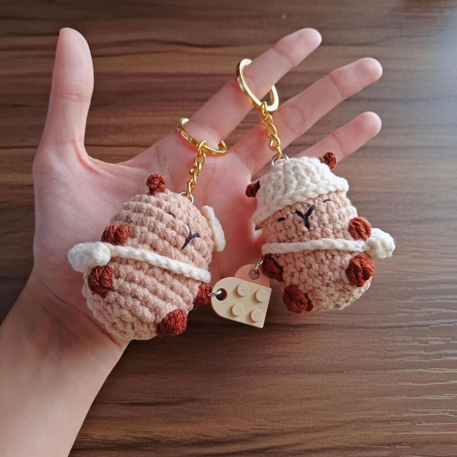 Crochet Capybara Couple Keychain, Amigurumi Matching Keyring