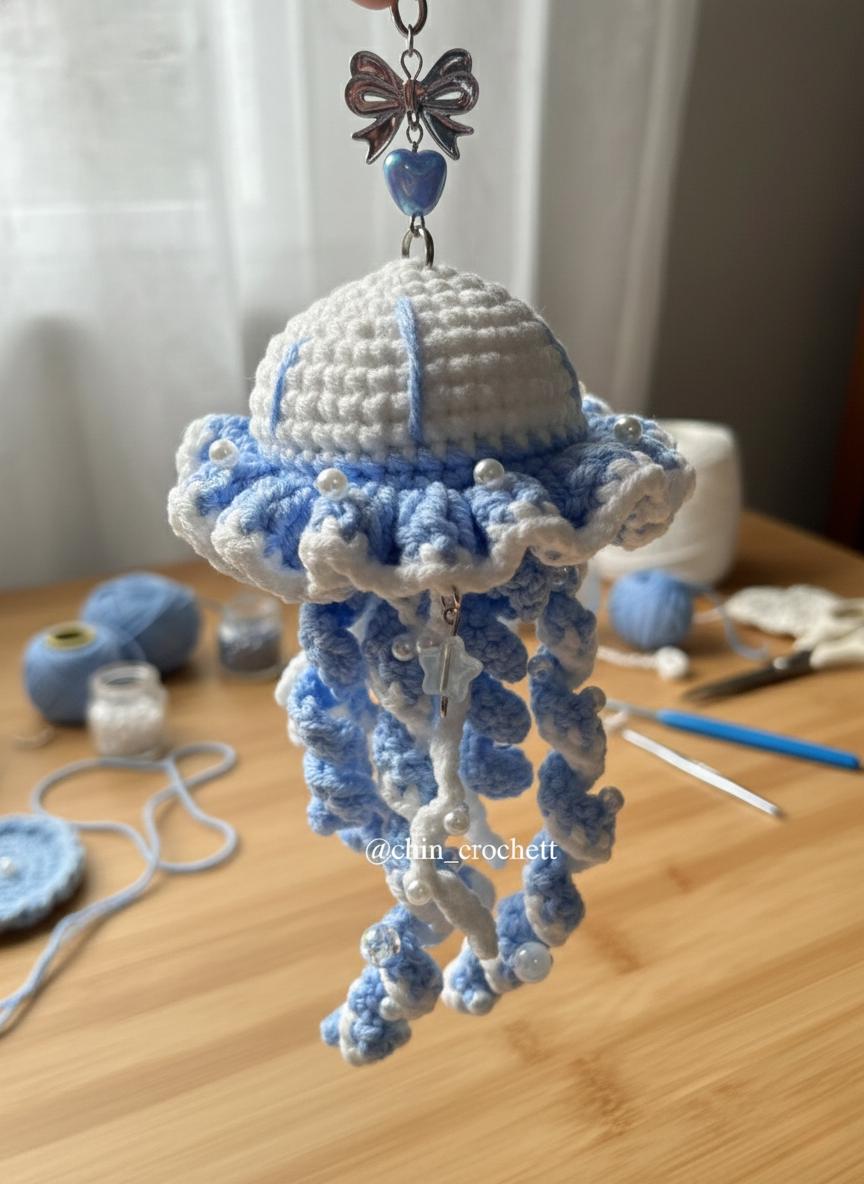 Handmade Crochet Jellyfish,  Handmade Bag Accessory, Pink & Blue Amigurumi Keychain,  Kawaii Ocean Theme Gift, Coquette Aesthetic Bag Charm