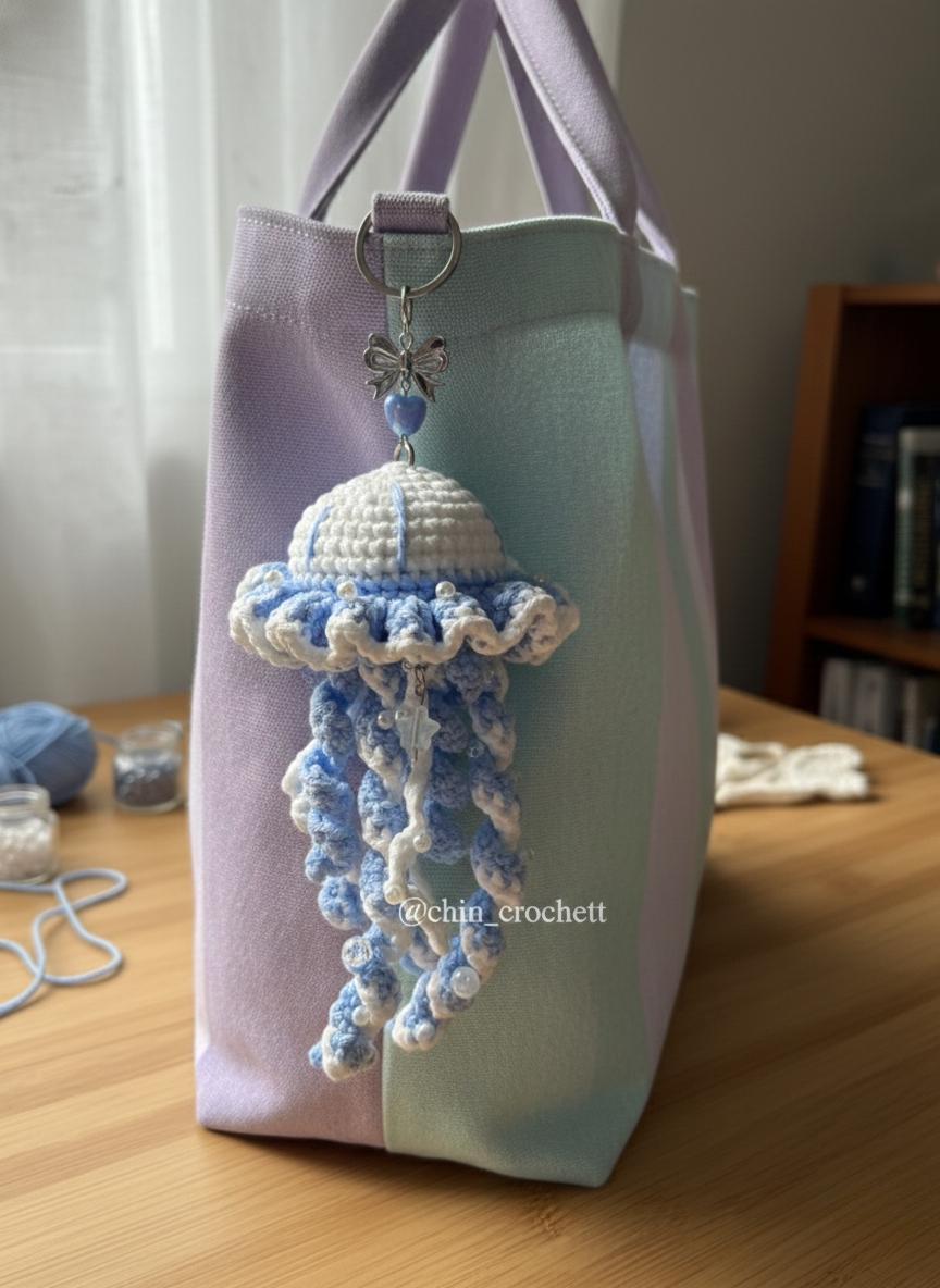 Handmade Crochet Jellyfish,  Handmade Bag Accessory, Pink & Blue Amigurumi Keychain,  Kawaii Ocean Theme Gift, Coquette Aesthetic Bag Charm