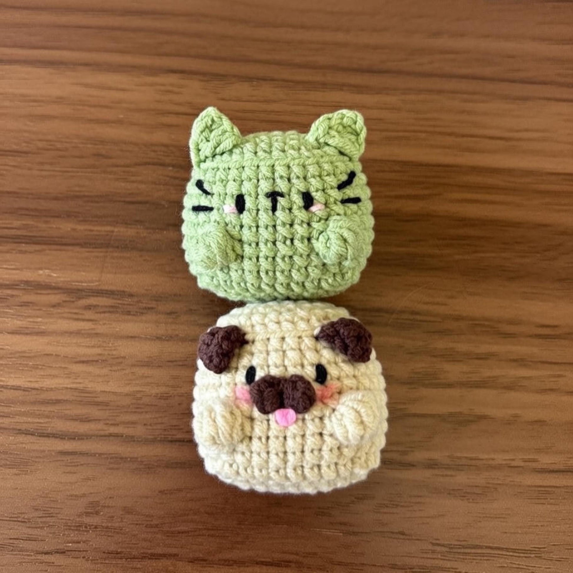 Kawaii Crochet Animal Keychain, Amigurumi Animal Bag Charm, Mini Plush Keyring, Cute Axolotl Pug Capybara Cat Panda Dog Gift, Handmade Gift