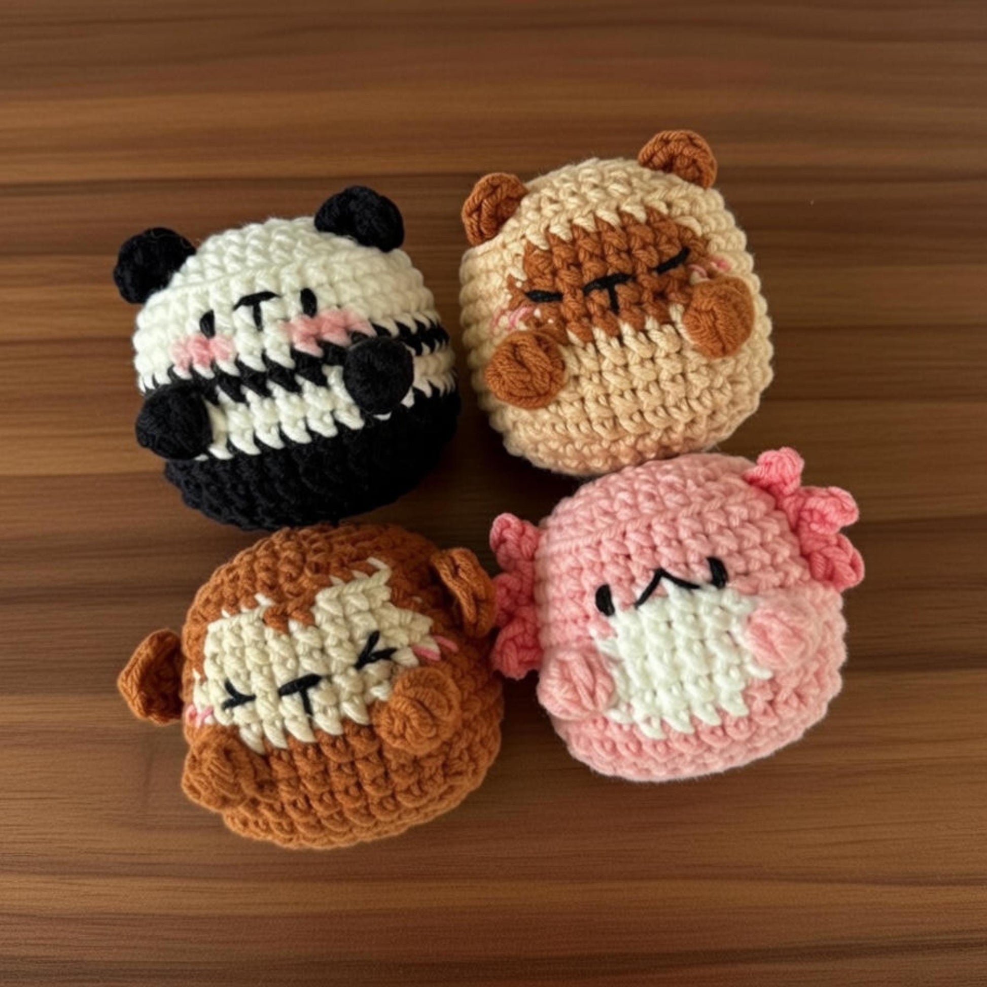 Kawaii Crochet Animal Keychain, Amigurumi Animal Bag Charm, Mini Plush Keyring, Cute Axolotl Pug Capybara Cat Panda Dog Gift, Handmade Gift
