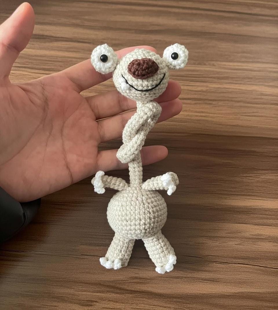 Sid the Sloth Crochet Plush – Handmade Long Neck Sloth Amigurumi Toy, Funny Derpy Ice Age Inspired Gift for Him Her, Desk Decor