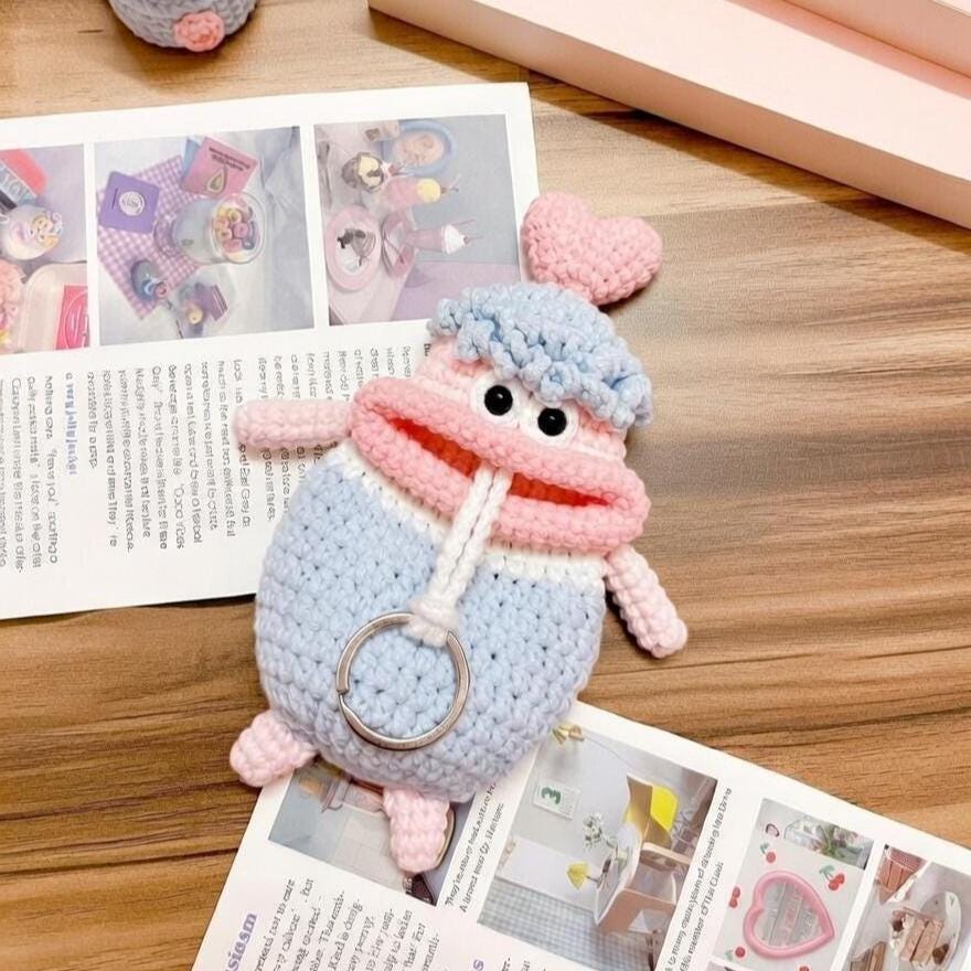 Funny Crochet Car Key Case, Handmade Monster Key Holder, Cute Amigurumi Key Cover, Weird Lips Key Sleeve, Quirky Gift for Car