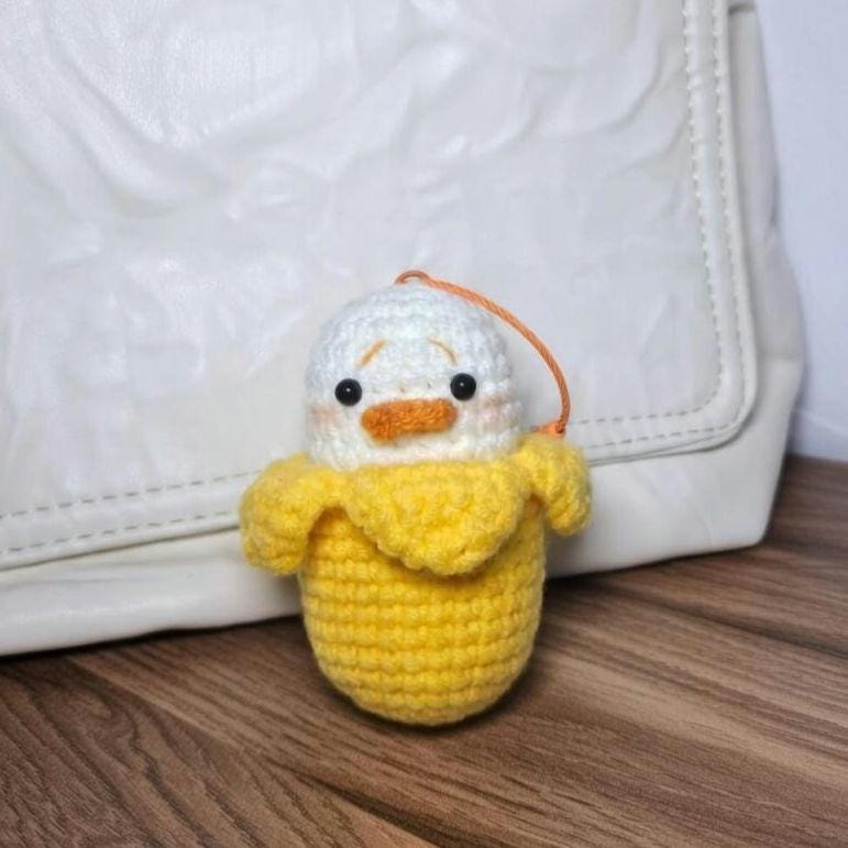 Cute Crochet Banana Duck Keychain, Amigurumi Fruit Plushie, Funny Peeled Banana, Kawaii Bag Charm, Handmade Gift for Best Friend