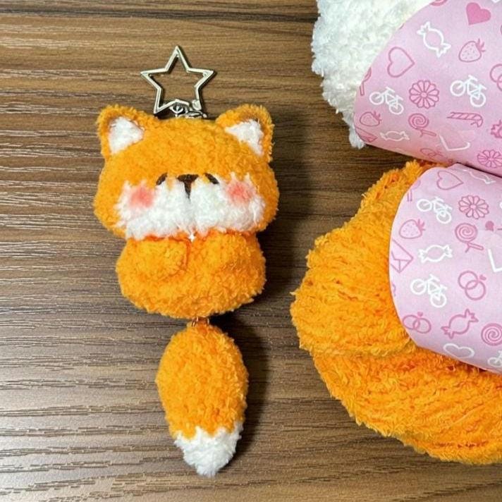 Fluffy Amigurumi Fox Keychain, Cute Crochet Bag Charm, Kawaii Plush Fox Accessory, Handmade Soft Animal Keyring, Gift for Fox Lovers