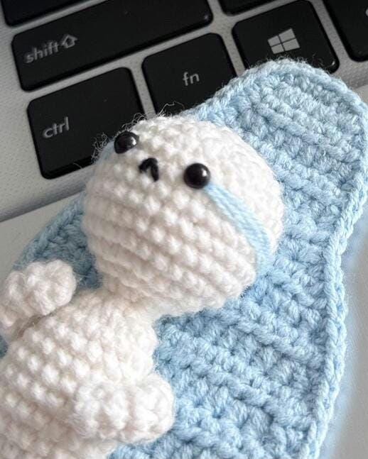 Handmade Crochet Crying Doll Decor, Cute Whimsical Amigurumi Figure, Mini Crochet Desk Ornament, Funny Emotional Plush, Unique Handmade Gift