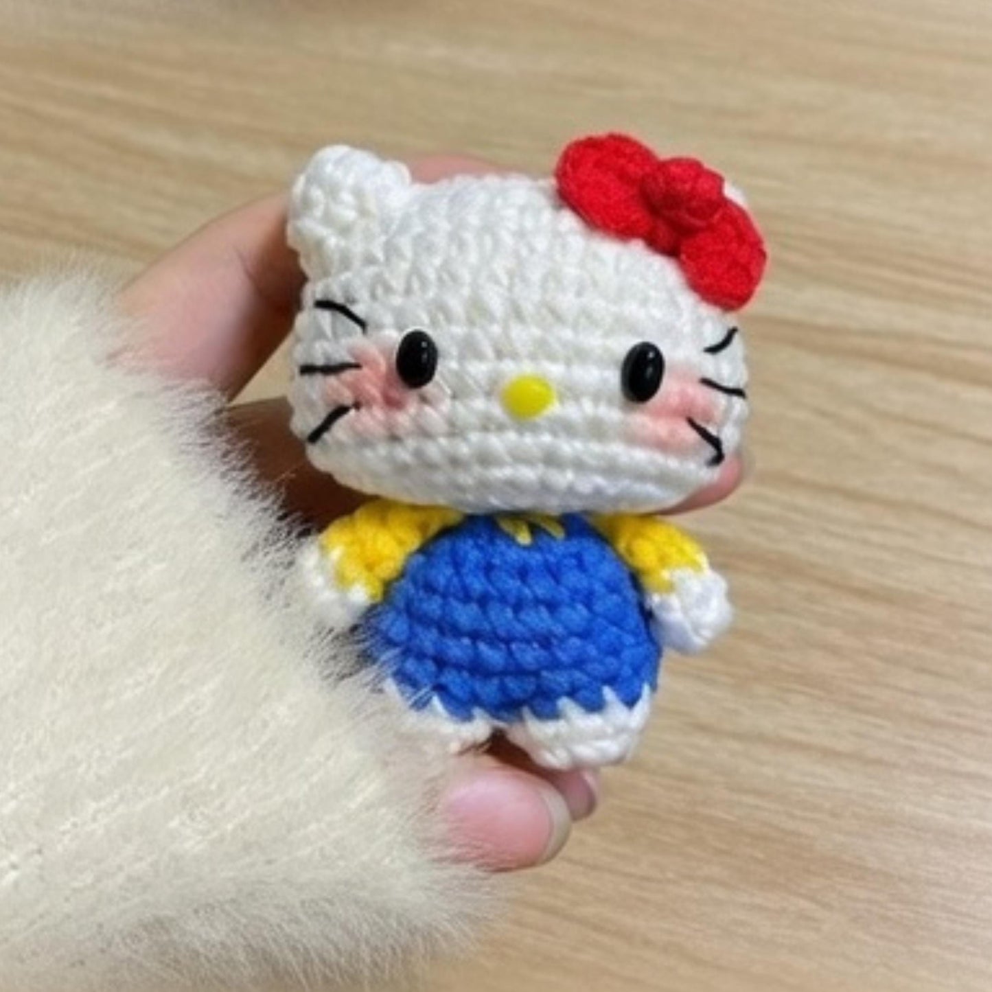Hello Kitty Crochet Keychain, Amigurumi Kitty Doll, Handmade Cat Keyring, Cute Bag Charm Gift for Her, Kawaii Anime Plush Charm