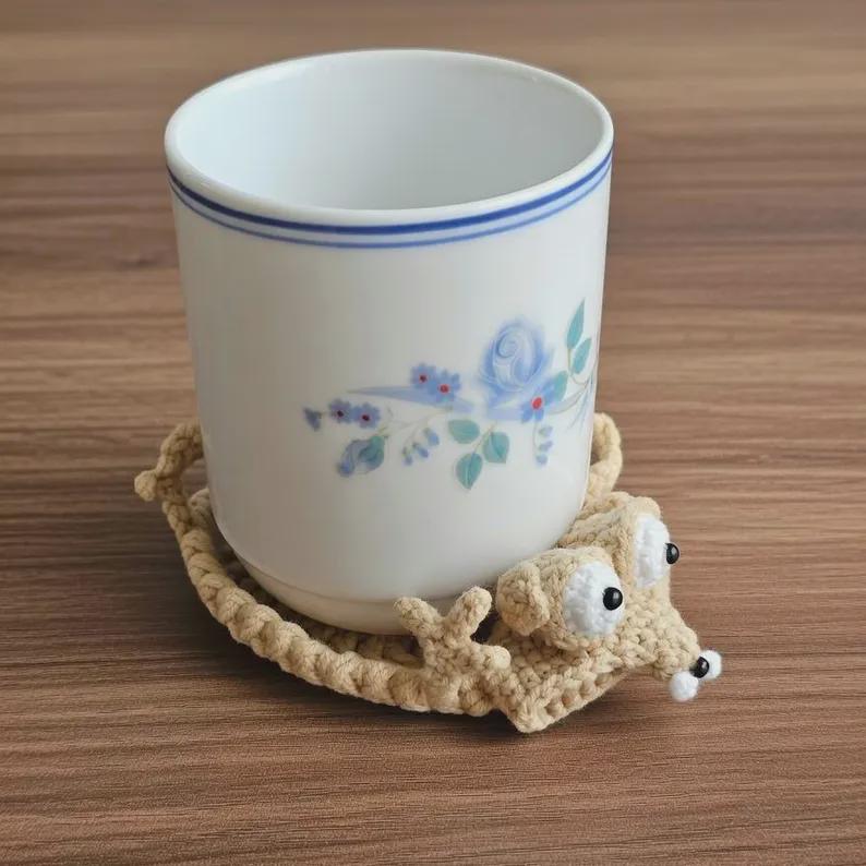 PDF Squirrel Coaster Crochet Pattern, Funny Animal Mug Rug, Amigurumi Cup Mat Pattern, Cute Desk Decor DIY Gift