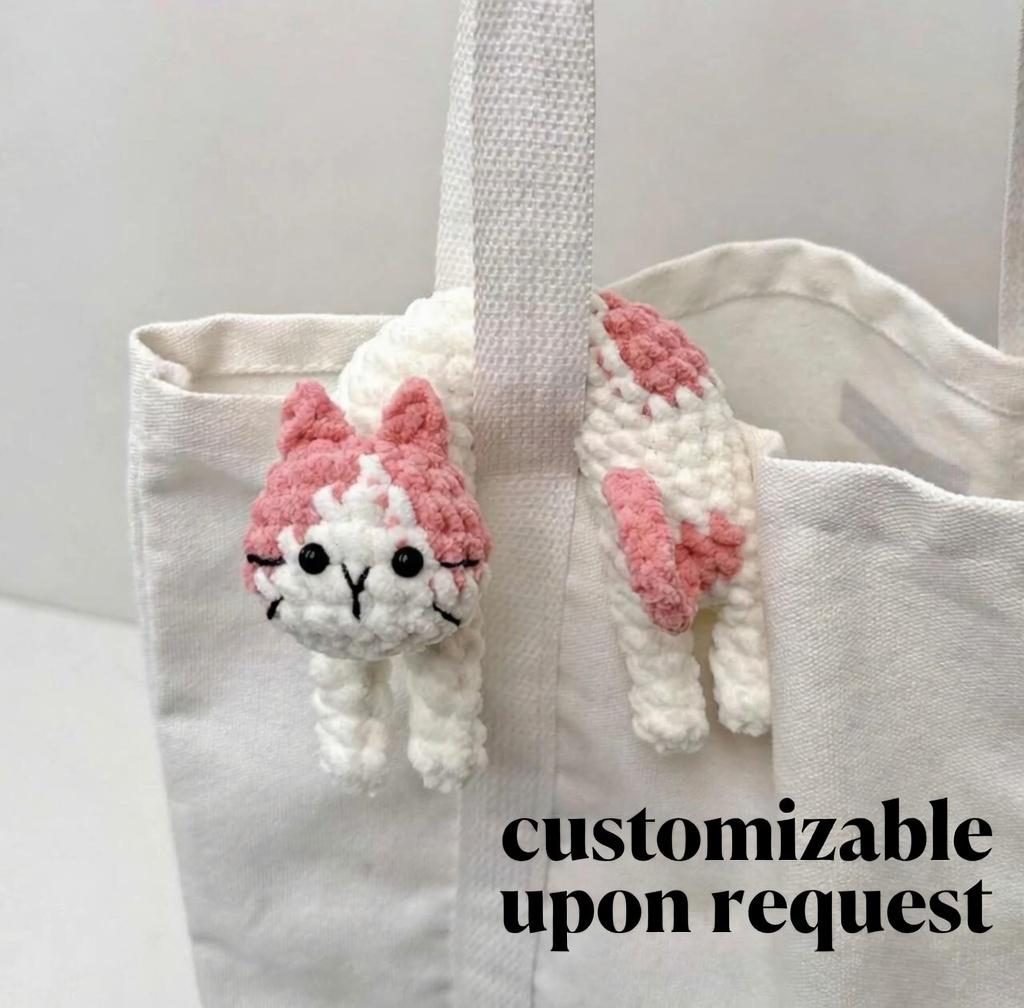 Cute Arched Back Crochet Cat Keychain, Stretching Amigurumi Cat Bag Charm, Handmade Funny Cat Lover Gift, Kawaii Crochet Animal Accessory