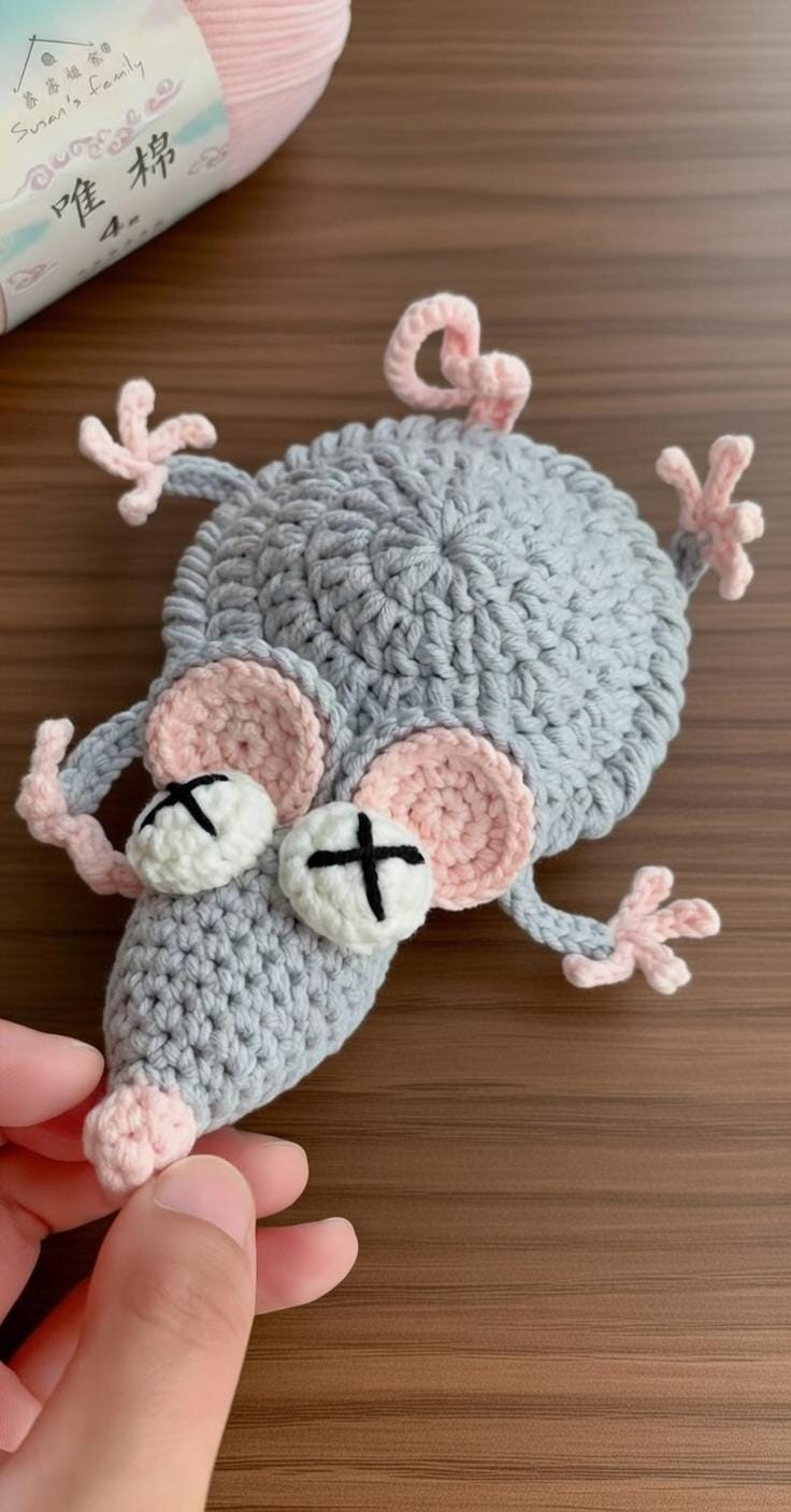 Funny Crochet Animal Coasters, Squashed Rat Frog Donkey Duck Mug Rug, Handmade Amigurumi Cup Mat, Quirky Desk Decor, Unique Yarn Gift