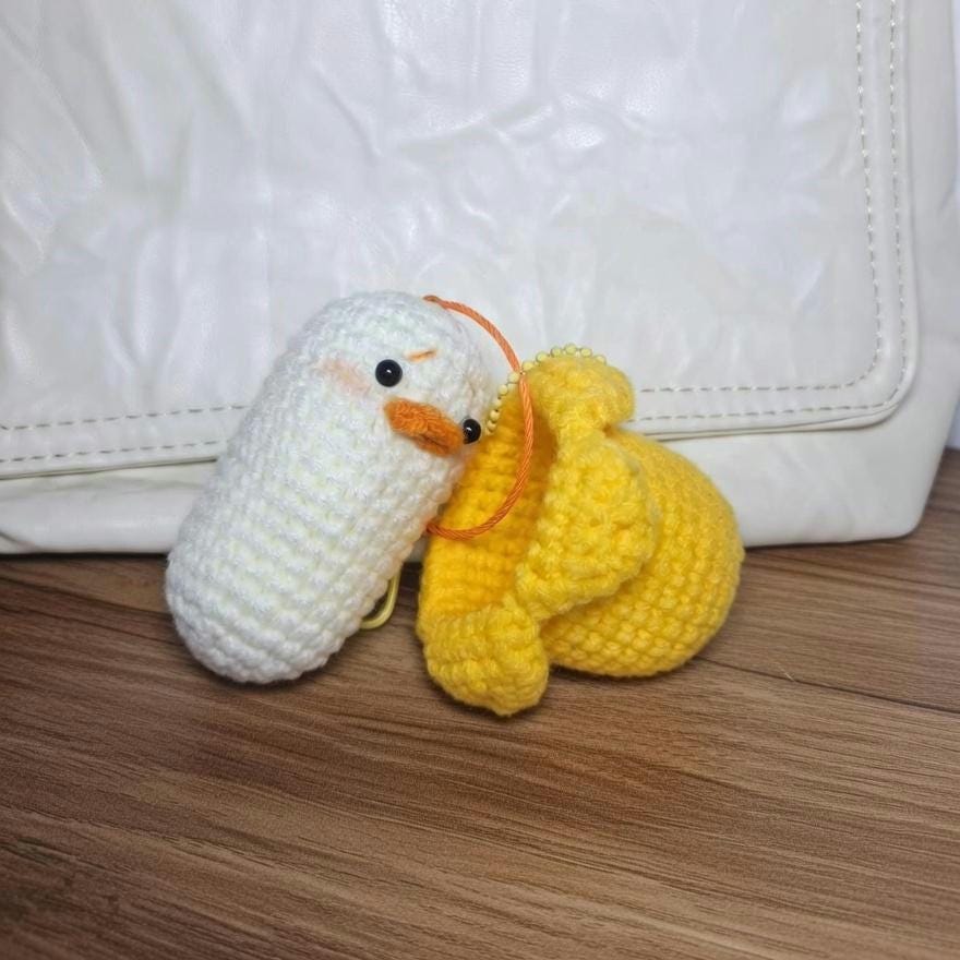 Cute Crochet Banana Duck Keychain, Amigurumi Fruit Plushie, Funny Peeled Banana, Kawaii Bag Charm, Handmade Gift for Best Friend