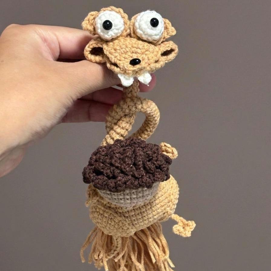 Crochet Long Neck Squirrel Bag Charm, Funny Amigurumi Animal Bag Accessory, Cute Handmade Plush Charm, Unique Gift for Her Him
