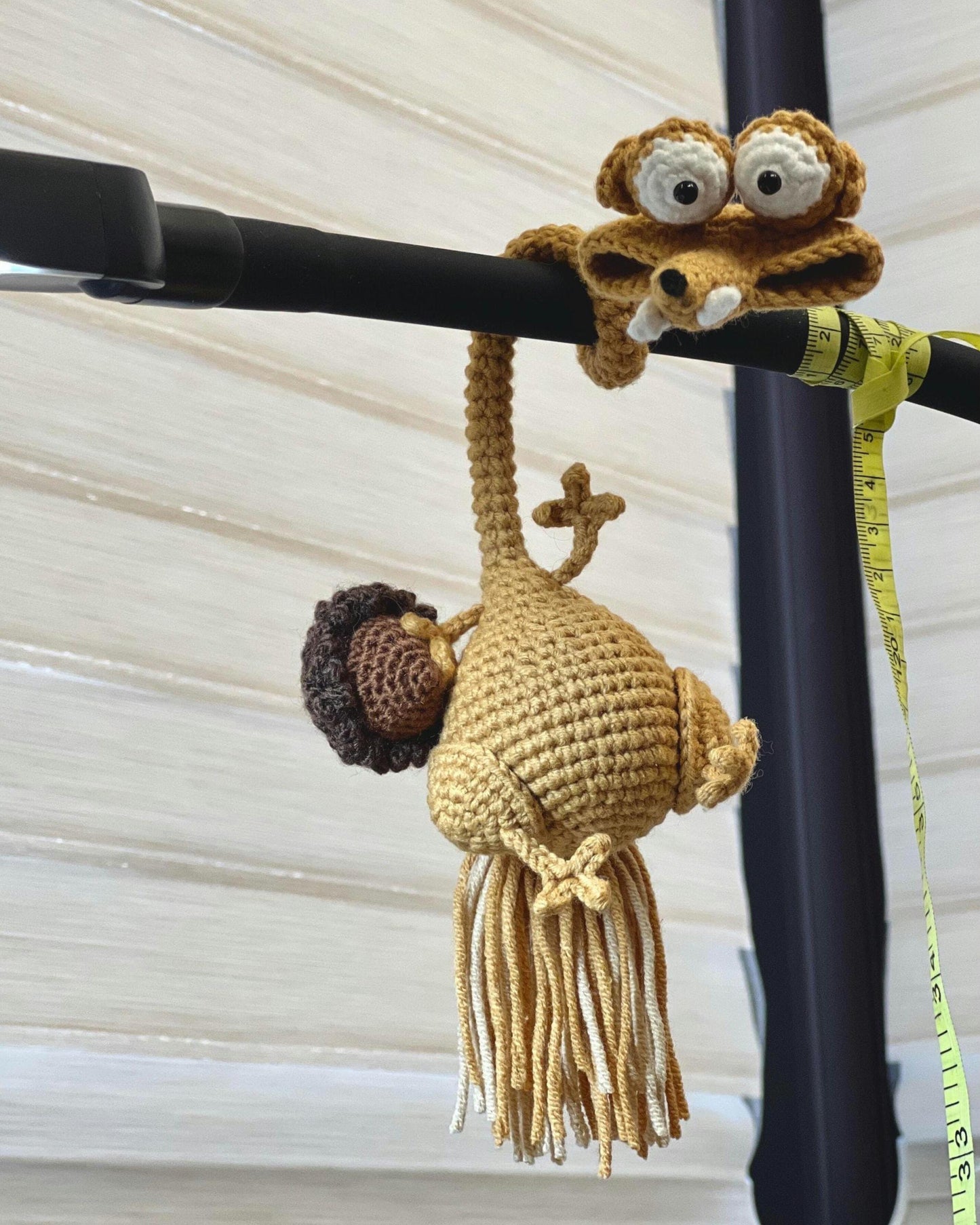 Crochet Long Neck Squirrel Bag Charm, Funny Amigurumi Animal Bag Accessory, Cute Handmade Plush Charm, Unique Gift for Her Him