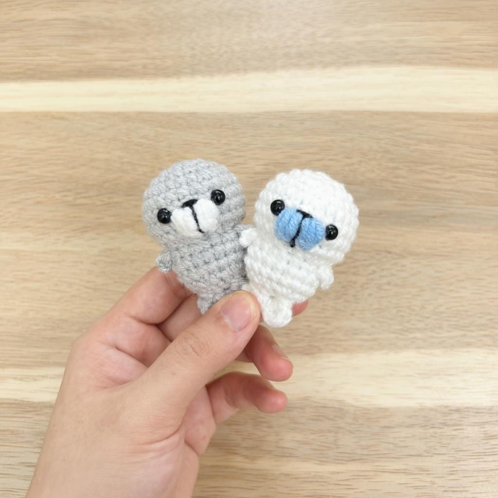 Crochet Seal Octopus Phone Charm, Kawaii Seal Keychain, Handmade Amigurumi Seal Keyring, Cute Crochet Animal Bag Charm, Small Plush Gift