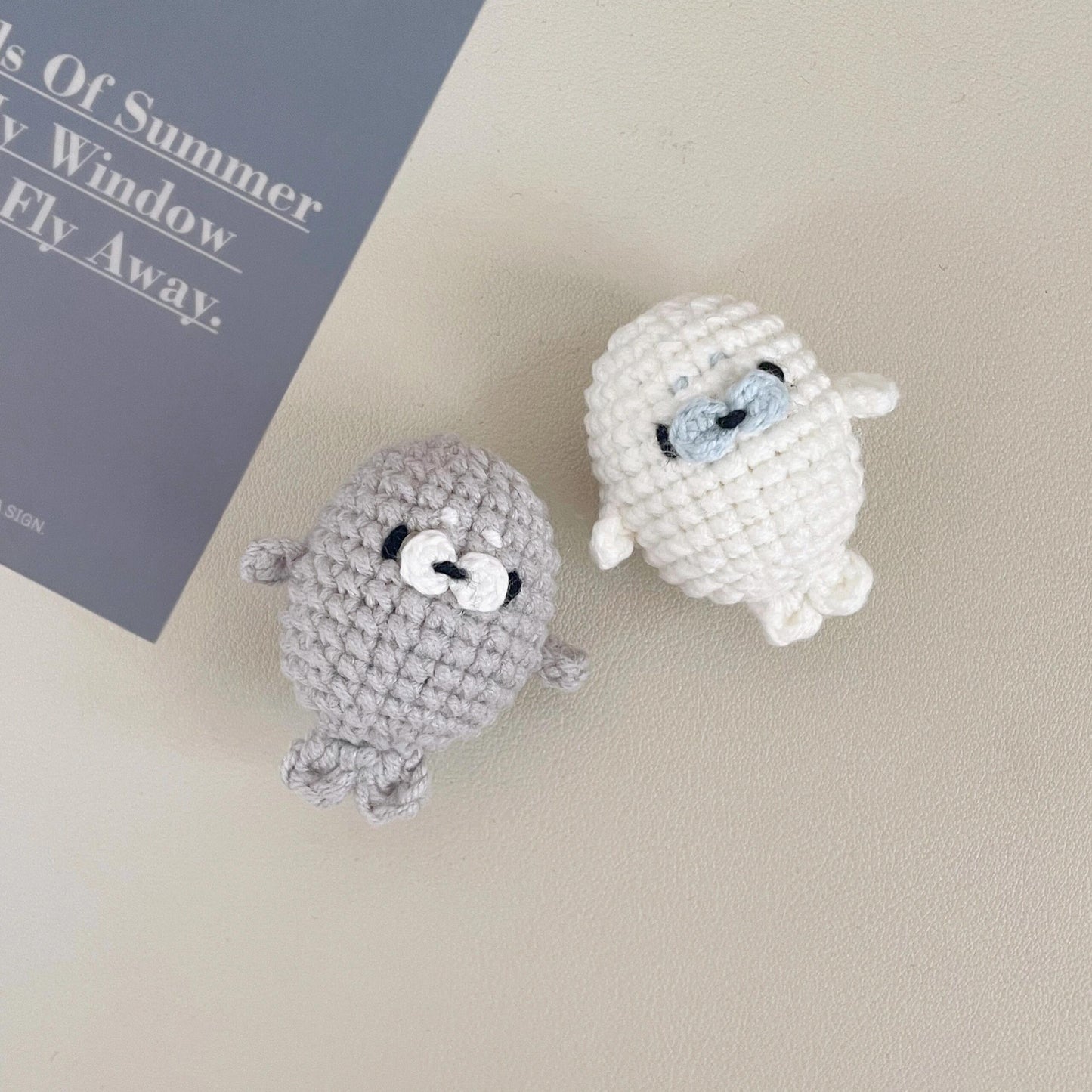 Crochet Seal Phone Charm, Amigurumi Seal Keychain, Cute Kawaii Animal Bag Charm, Handmade Ocean Animal Accessory, Gift for Seal Lover