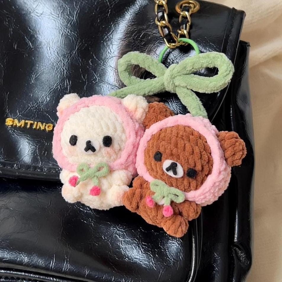Crochet Bear Couple Bag Charm, Amigurumi Matching Keychains, Chunky Velvet Yarn Backpack Accessory, Cute Handmade Kawaii Gift for Besties