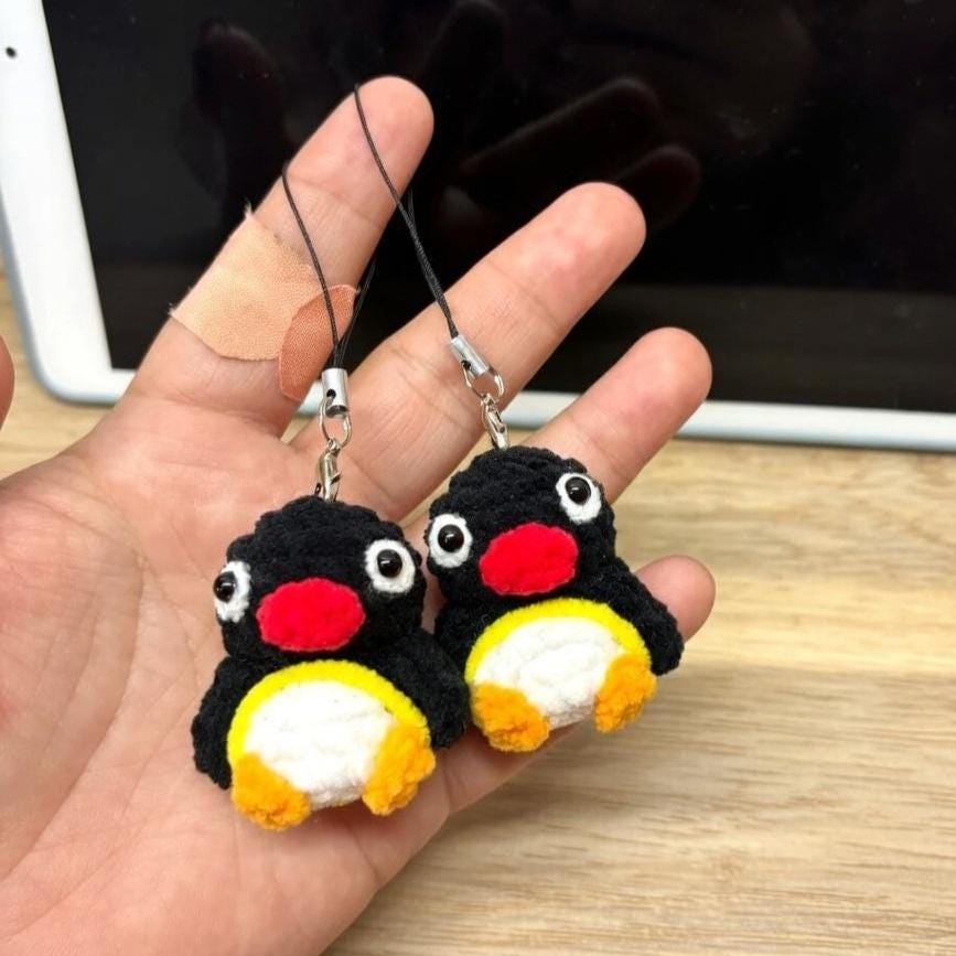 Pingu Crochet Phone Charm, Penguin Amigurumi Keychain, Cute Kawaii Phone Strap, Handmade Crochet Penguin Charm, Small Plush Keychain Gift