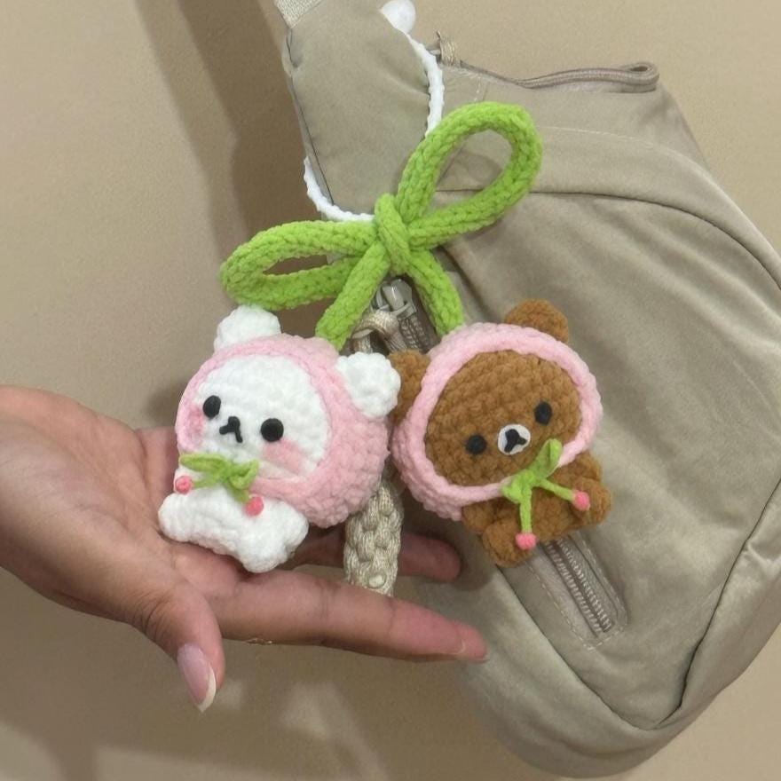 Crochet Bear Couple Bag Charm, Amigurumi Matching Keychains, Chunky Velvet Yarn Backpack Accessory, Cute Handmade Kawaii Gift for Besties