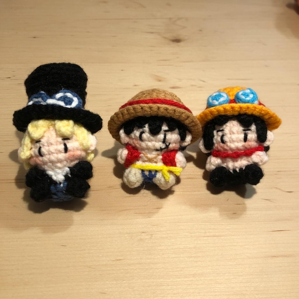 Crochet Anime Inspired Pirate Phone Charm, Cute Amigurumi Doll Keychain, Kawaii Manga Chibi Plushie, Swordsman Pocket Toy, Geeky Fan Gift,