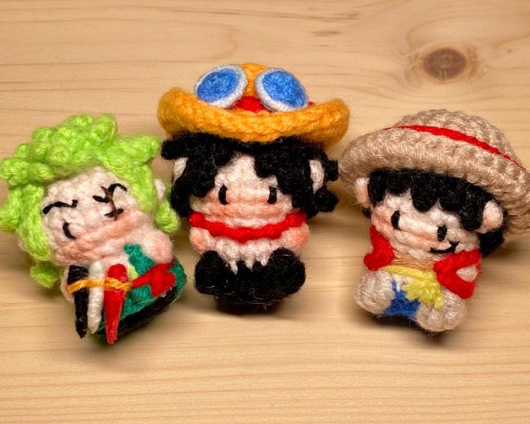 Crochet Anime Inspired Pirate Phone Charm, Cute Amigurumi Doll Keychain, Kawaii Manga Chibi Plushie, Swordsman Pocket Toy, Geeky Fan Gift,