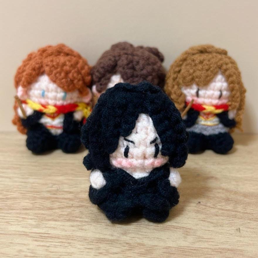 Crochet Wizard Doll Phone Charm, Magic Boy Amigurumi Keychain, Handmade Wizard Bag Charm, Cute Magic Gift, Dark Magic Crochet Phone Strap