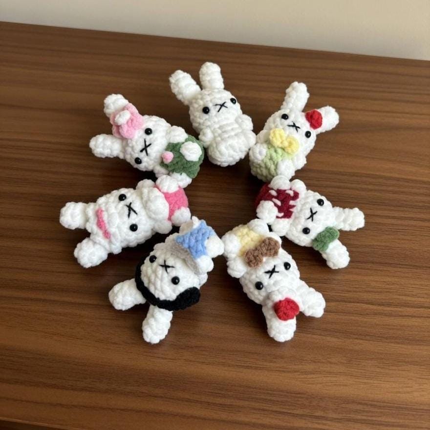 Handmade Crochet Bunny Phone Charm, Cute Plush Rabbit Keychain, Kawaii Animal Phone Strap, Soft Amigurumi Accessory, Small Gift for Her